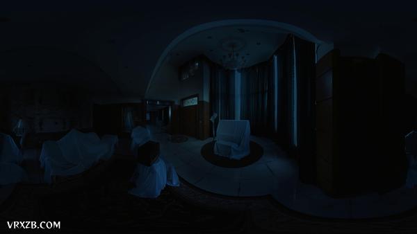 【360° VR】情侣作死探险被鬼上身