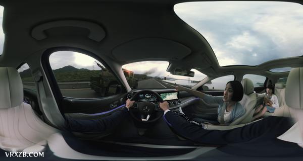 【360° VR】外星人入侵地球，男子驾车绝命逃亡