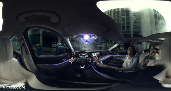 【360° VR】外星人入侵地球，男子驾车绝命逃亡